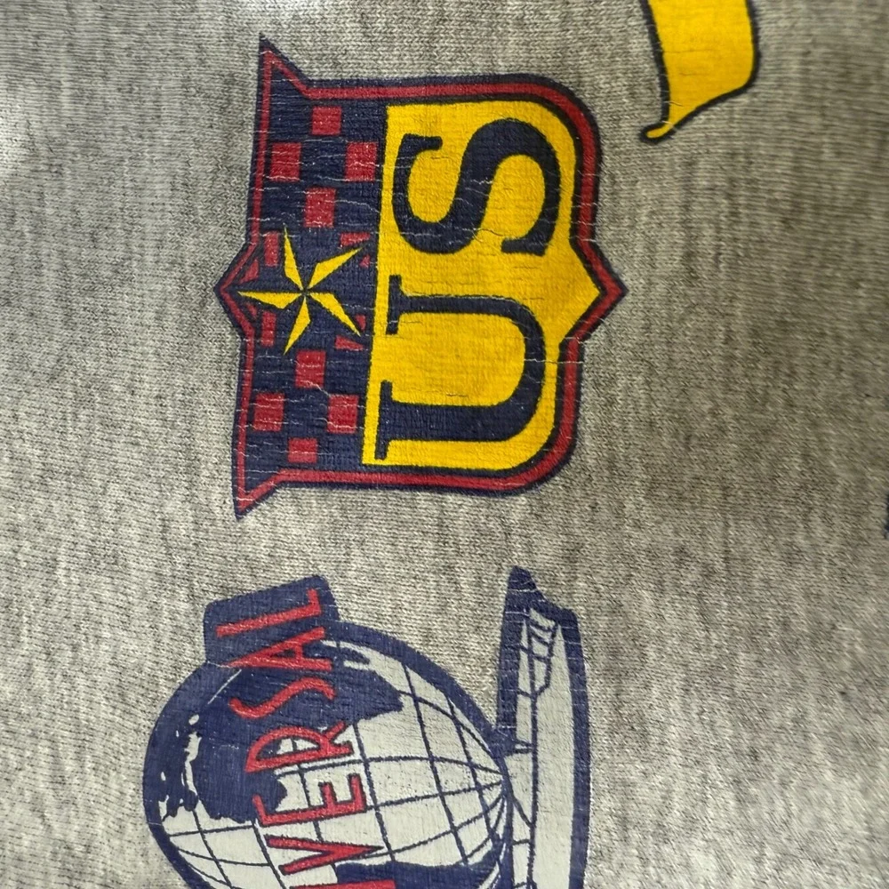 VTG Universal Studios Men's XL Gray 